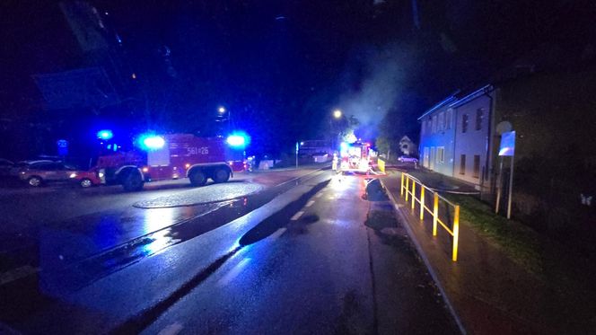 Pożar domu we wsi Winda. Nie żyją dwie osoby