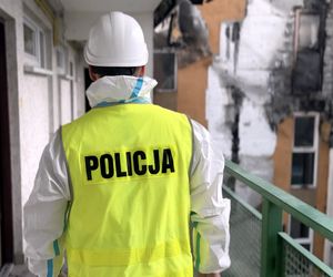 Policjanci pokazali jak wygląda wnętrze spalonego budynku w Ząbkach. Wstrząsające obrazki