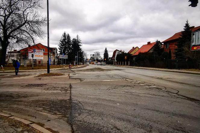 Są kolejne utrudneinia na remontowanej ulicy Nawojowskiej 