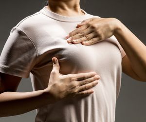 Biopsja mammotomiczna – jak się przygotować? Wskazania i przebieg badania