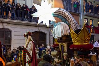 Święto Trzech Króli w Europie. W  którym kraju dzieci czekają na prezenty od wiedźmy?