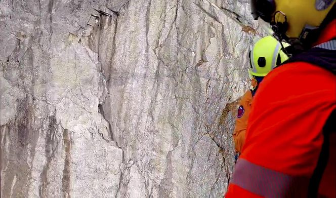 Nie żyje 32-letnia Polka. Na oczach turystów spadła ze stu metrów