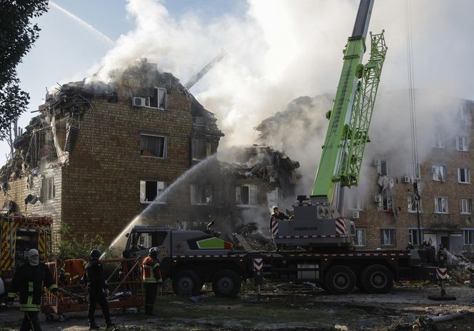 Do 23 wzrosła liczba ofiar śmiertelnych rakietowo-dronowego ataku Rosji na Kijów