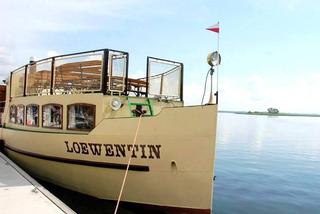 Noc Muzeów 2016: Historyczne rejsy statkiem Loewentin w Warszawie