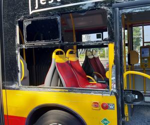 Warszawa: Ciężarówka huknęła w miejski autobus. W środku byli pasażerowie. Groza w al. Jerozolimskich