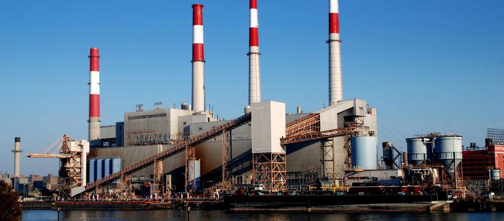 Astoria przeciwko elektrowni