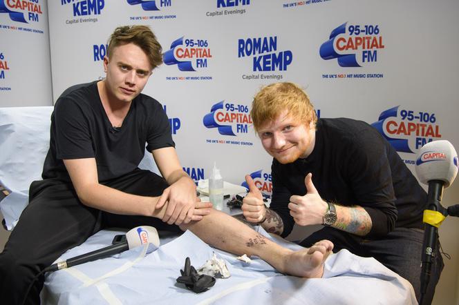 Ed Sheeran tatuuje Romana Kempa