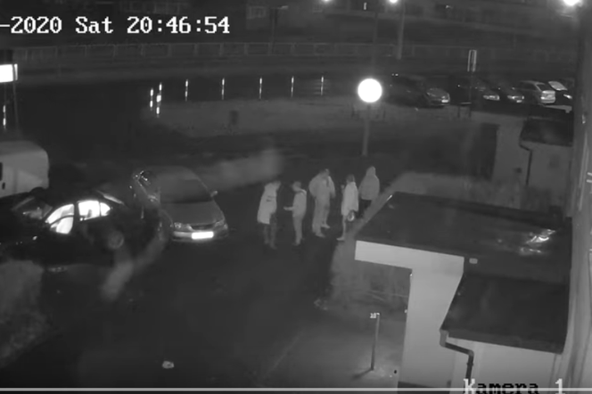 Toruńska policja poszukuje sprawców pobicia. Rozpoznajesz ich?