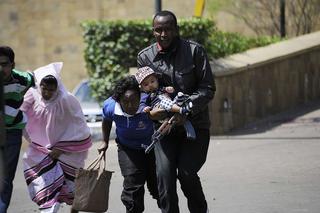 Terroryści w centrum handlowym w Nairobi. 68 zabitych, 175 poszkodowanych