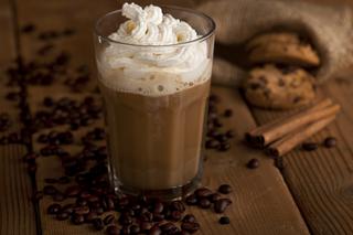 Kawa rozgrzewająca - przepis na kawę, która poprawia samopoczucie w chłodny dzień