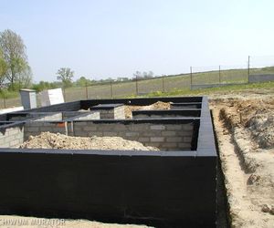 Masy KMB. Jakie właściwości mają masy hydroizolacyjne KMB? Do czego służą?
