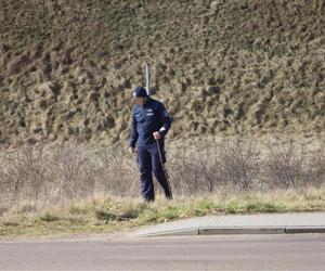 Zabójstwo małżeństwa w Ostródzie. Policyjne poszukiwanie przy poligonie