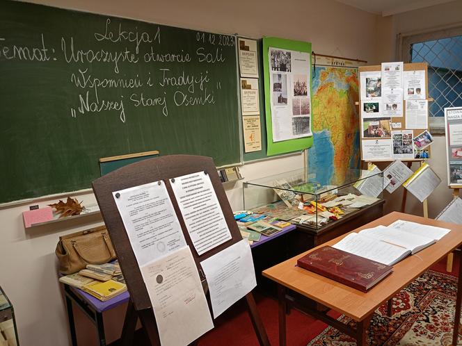 Sala Tradycji Starej Ósemki mieści się w Szkole Podstawowej nr 9 w Siedlcach