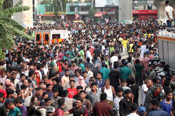 Samolot spadł na szkołę! Dziesiątki zabitych, 170 rannych