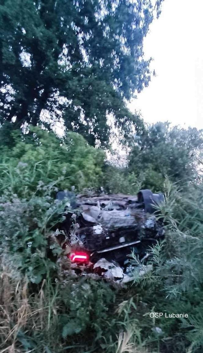 Tragedia na autostradzie A1! 20-latek w bmw wypadł z drogi i zginął