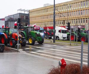 Protest rolników w Olsztynie 21 lutego. Co dzieje się w centrum?