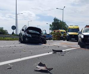 Poważny wypadek na DK 8 w Ząbkowicach Śląskich. 4 osoby ranne