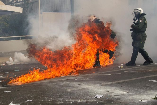 Rośnie liczba poszkodowanych w Atenach