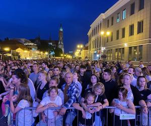 Dni Miasta Białegostoku 2024. Enej i Margaret przyciągnęły tłumy na Rynek Kościuszki [ZDJĘCIA]