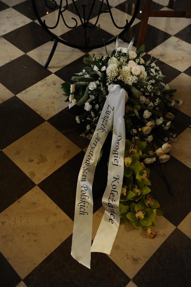 Skromny pogrzeb aktorki "Nocy i dni". Janina Traczykówna pochowana obok męża