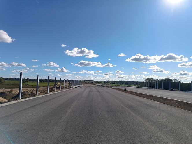 Niedaleko Białegostoku nowa droga pnie się w górę! To kolejny odcinek S19 na Podlasiu
