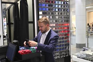 Jacek Ozdoba wybrał się na wielkie zakupy