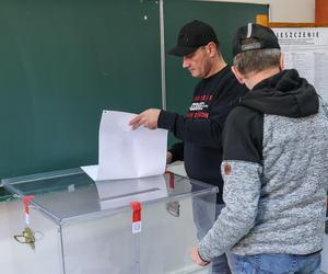 Wybory 2023: Frekwencja w województwie śląskim na godz. 12 