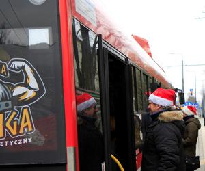 Mikołajkowy trolejbus wyjechał na ulice Lublina