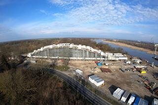 Budowa mostu kolejowego na Odrze po stronie niemieckiej w miejscowości Kietz
