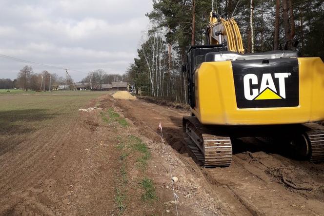 Kolejny etap budowy dróg gminnych w Kuźnicy Grabowskiej - prace zakończą się w lipcu