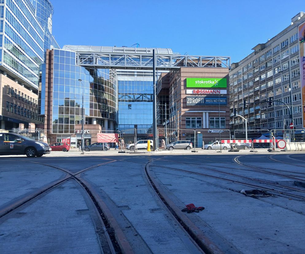 Budowa tramwaju na ul. Rakowieckiej w Warszawie