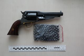 40-latek zatrzymany za planowanie zabójstwa lekarzy! Kupił broń i amunicję