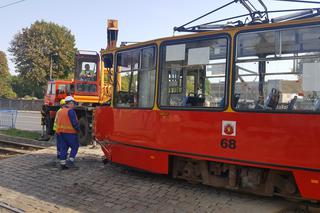 Tramwaj zderzył się z betoniarką