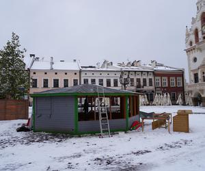 Trwa budowa Świątecznego Miasteczka w Rzeszowie 