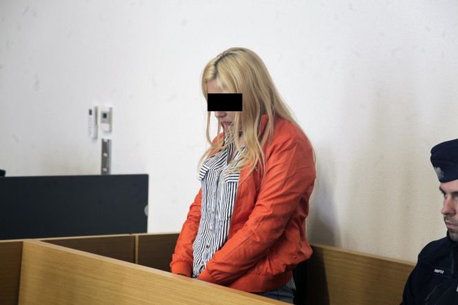 Zagłodziła 3-letnią Emilkę na śmierć, teraz się tłumaczy. „Chciałam ją leczyć sama”