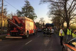 Wypadek w Podjuchach. Autobus zderzył się z samochodem. Są ranni, jedna osoba nie żyje! [WIDEO]