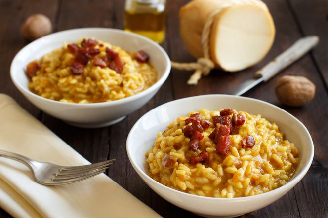 Ryż z boczkiem i żółtkiem - risotto carbonara