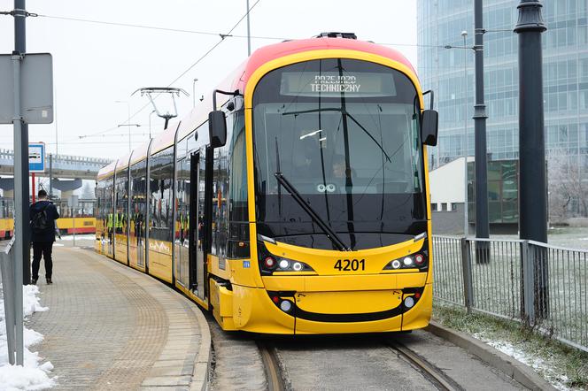 Jechaliśmy nowym tramwajem. Pierwszy hyundai wyjechał na stołeczne torowiska