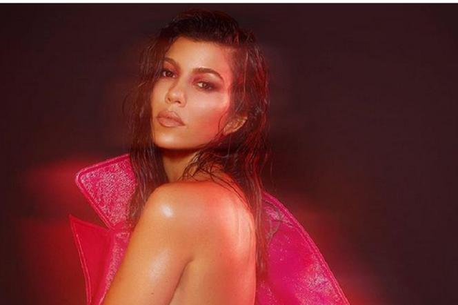 Kourtney Kardashian nago w V Magazine! Właśnie skończyła 39 lat!