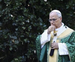 Papież tonie pod listami, dostaje ich 100 kilogramów dziennie. Dochodzą nawet bez adresu