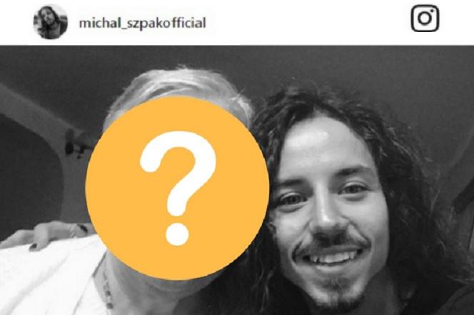 Michał Szpak z Babcią na uroczym zdjęciu - INSTAGRAM