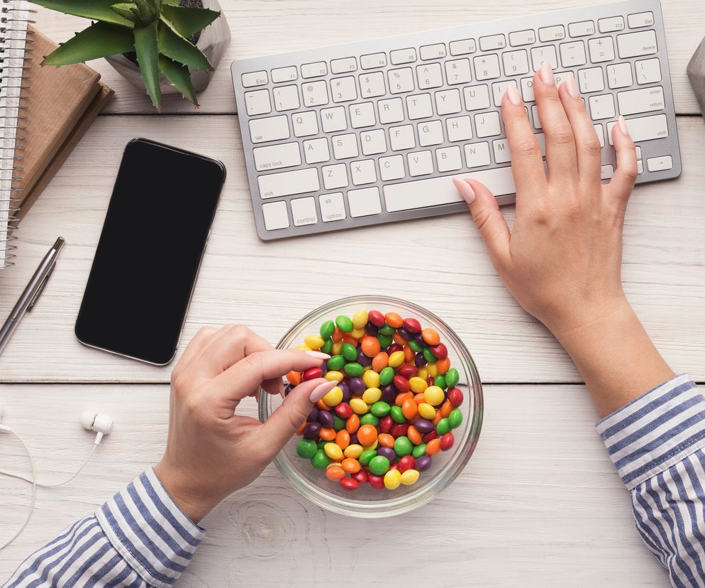 Cukrzycy nie dostaje się od jedzenia cukierków. Diabetolog obala mity o tym schorzeniu