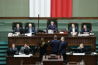 Nowy sondaż. Takie poparcie ma naprawdę KO! Zaskakujący wynik Konfederacji