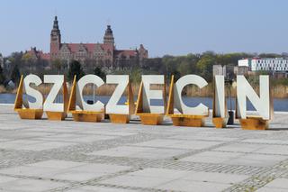 Na Łasztowni w końcu stanie wielki napis Szczecin. Jednak nie wszyscy są zadowoleni...
