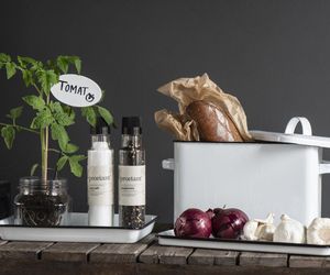 Emalia znowu modna! Czy warto kupić emaliowane akcesoria kuchenne i łazienkowe?