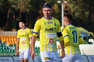 Walka na boisku, emocje i dwie rozbite głowy. Motor - Radunia 1-1