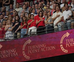 Tłumy na pogrzebie Charliego Kirka. Tak żegna go Elon Musk