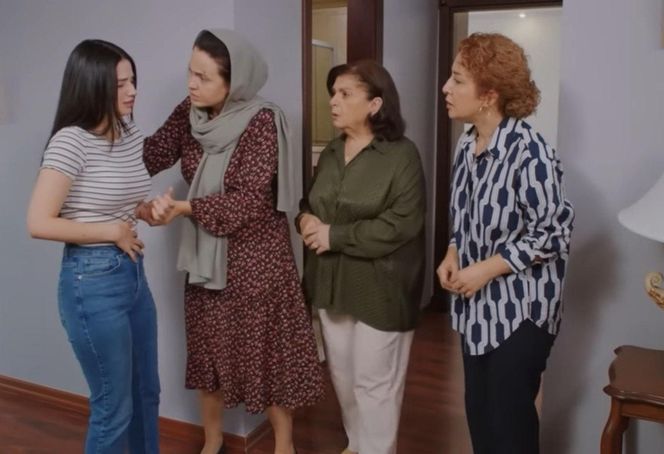 Miłość i nadzieja, odcinek 268: Naciye, Bahar, Cavidan
