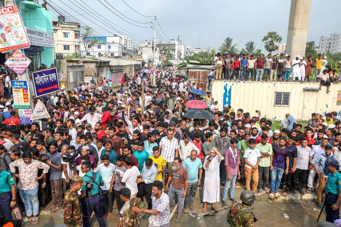 Samolot spadł na szkołę! Dziesiątki zabitych, 170 rannych