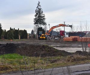 Konotopie. Budowa pomnika Matki Boskiej. Miliarderzy i marszałek województwa na wmurowaniu aktu erekcyjnego [ZDJĘCIA].